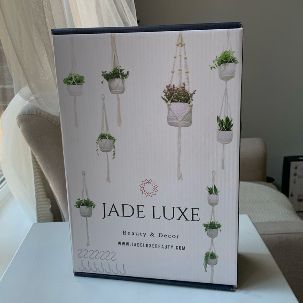 Jade Luxe macrame plant hanger 7 PCs new on box‎ bohemian beaded indoor